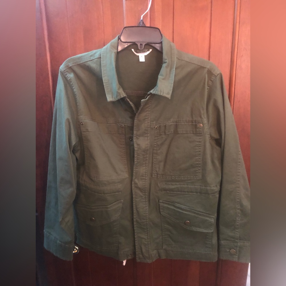 Light weight army green jacket